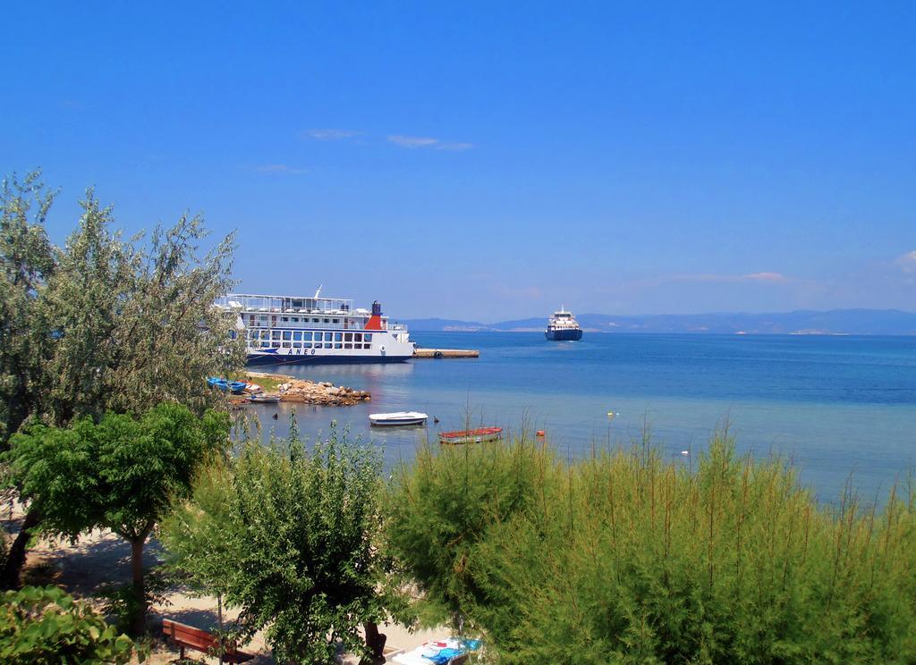 Malimi Hotel Prinos  Bagian luar foto